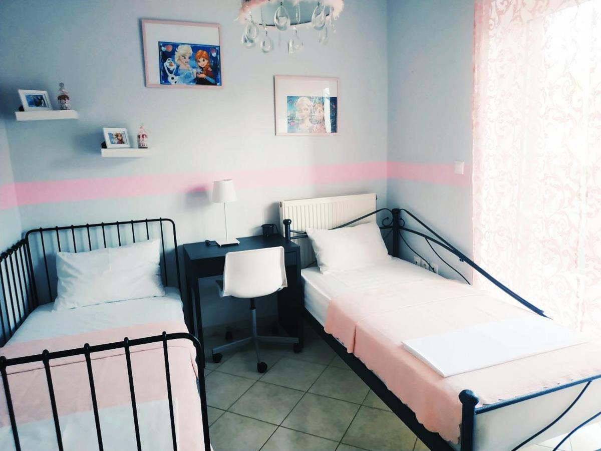 Appartamento Jimmy'S House Artemida  Esterno foto